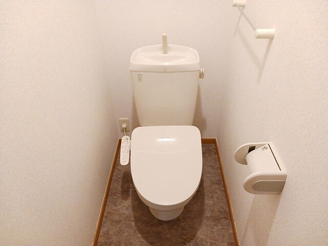 トイレ　トイレもきれいです