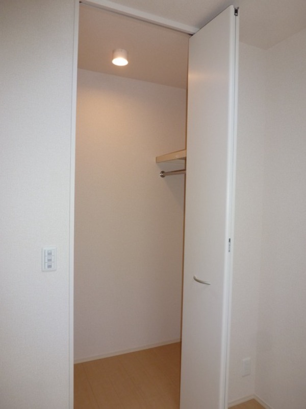 収納　図面と現状に相違がある場合には現状を優先