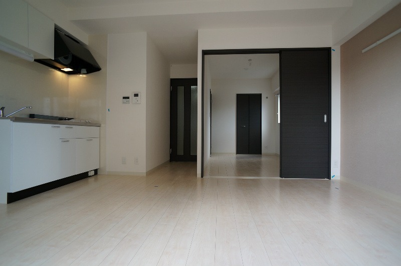 居室・リビング　別号室イメージ