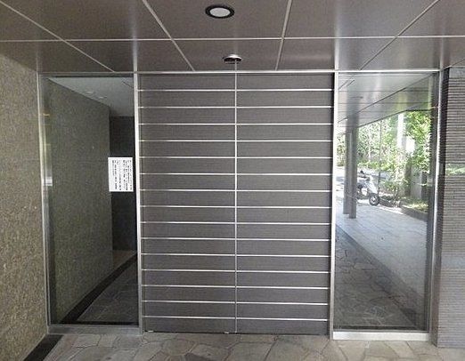 エントランス　☆共用部分☆