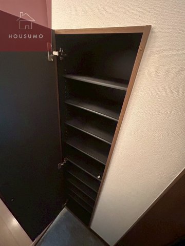 収納　同施工会社・同型モデルの室内です。（参考写真・イメージ写真）