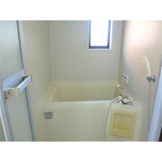 バス・シャワールーム　追い焚き機能あり