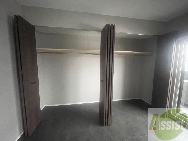 収納　寝室の収納になります。広々としてたくさん収納できます。