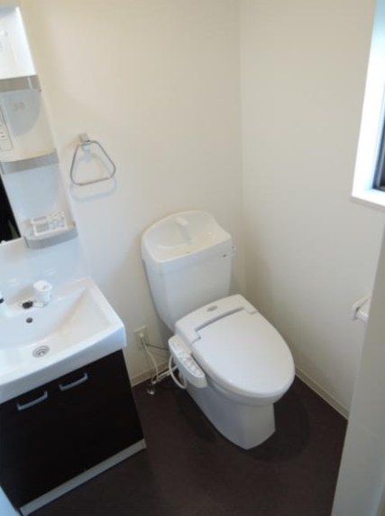 トイレ　シンプルなトイレ！