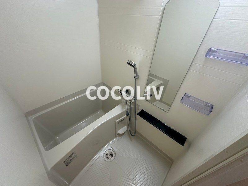 バス・シャワールーム　同物件別部屋写真