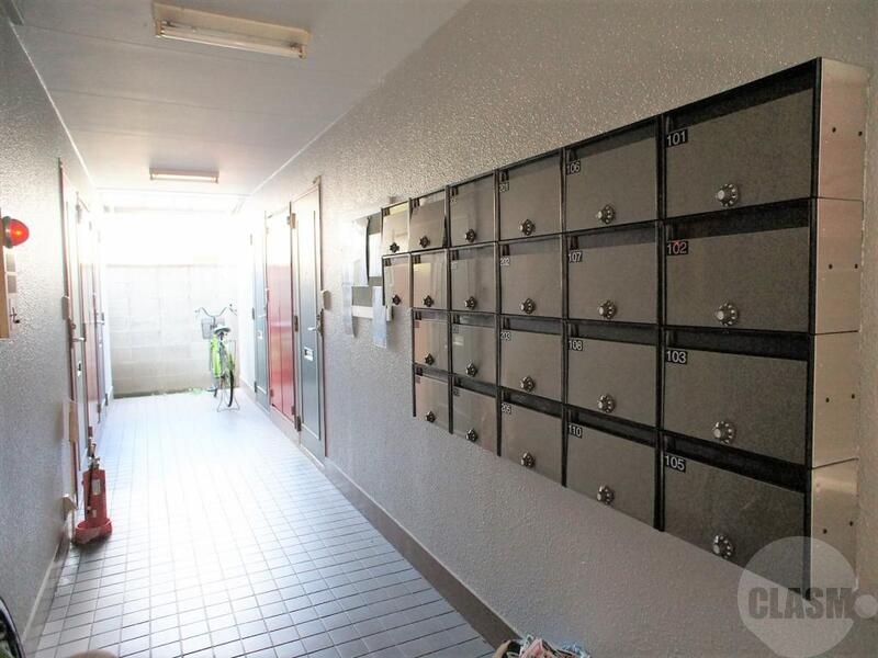 ロビー　メールボックス付き