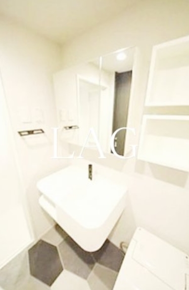 洗面設備　独立洗面台です。