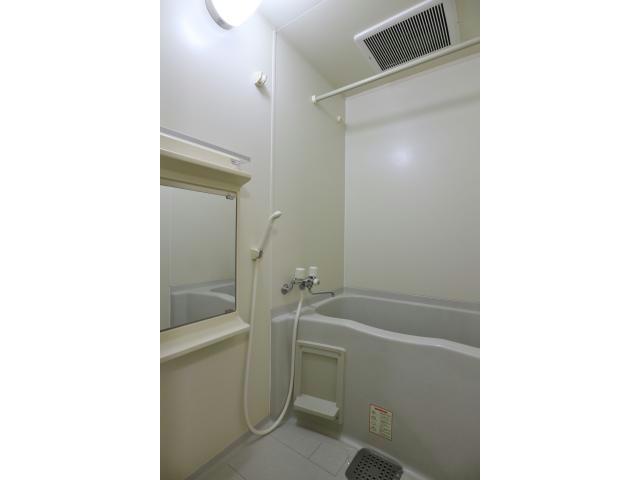 バス・シャワールーム　同タイプのお部屋の写真です。