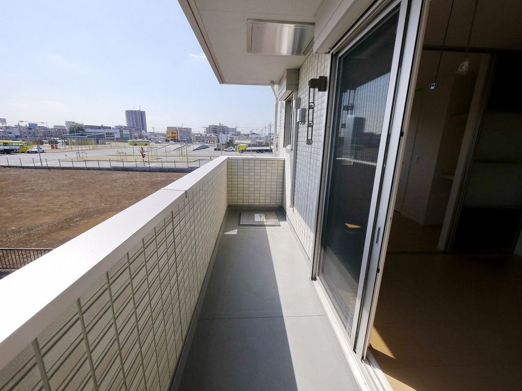 バルコニー　バルコニー