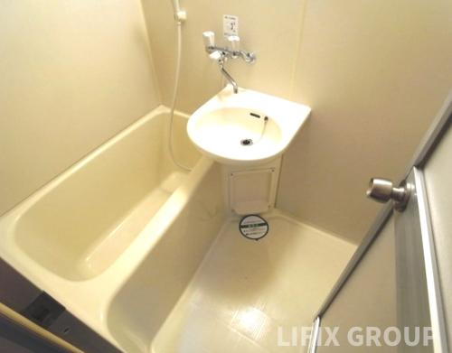 バス・シャワールーム　風呂