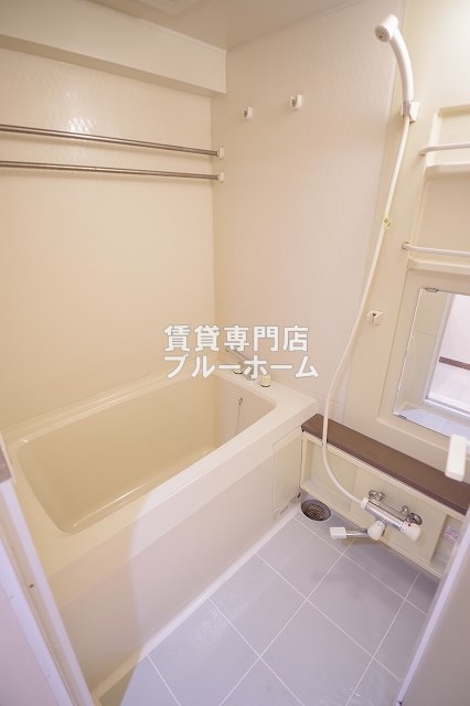 バス・シャワールーム　キレイな浴室です！