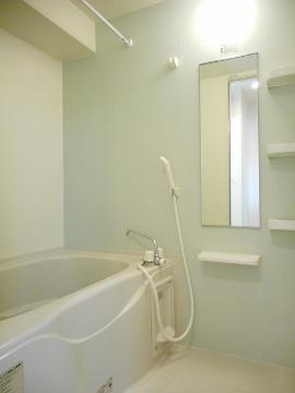 バス・シャワールーム　追焚＆乾燥機能完備