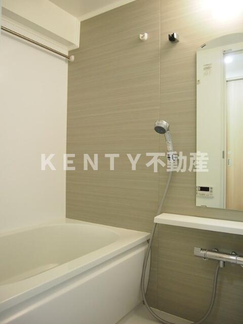 バス・シャワールーム　ゆったり過ごせるお風呂です