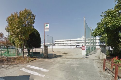 小学校　大田原市立紫塚小学校（小学校）まで499m