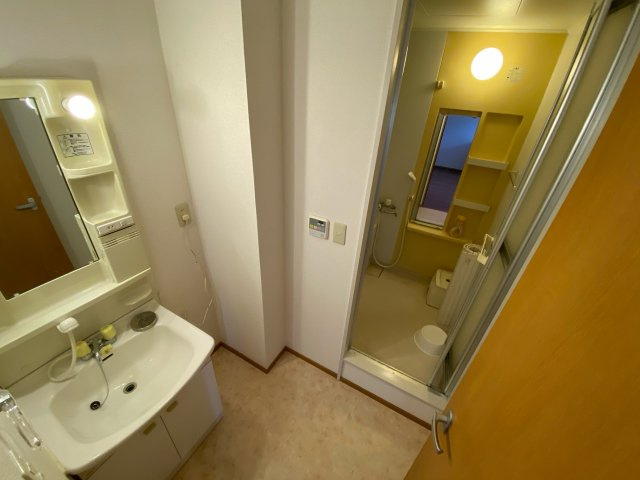 洗面設備　独立洗面化粧台付きでおすすめです！