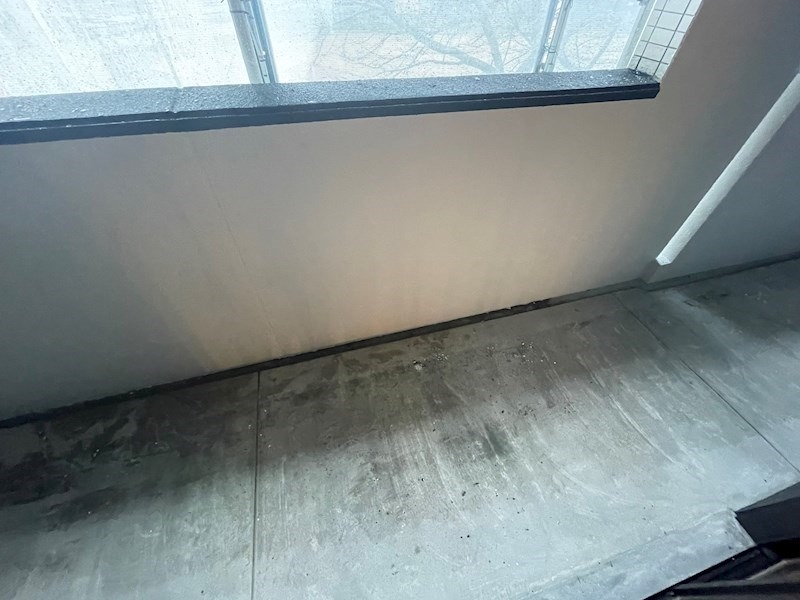 バルコニー　同物件別部屋写真