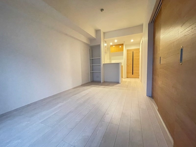 居室・リビング　同物件別部屋写真