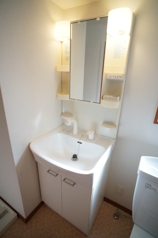 洗面設備　同型仕様