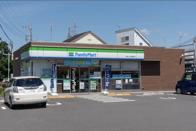 コンビニ　ファミリーマート東村山八坂駅前店（コンビニ）まで337m