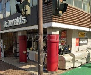 飲食店　マクドナルド 鶴見駅前店（飲食店）まで374m