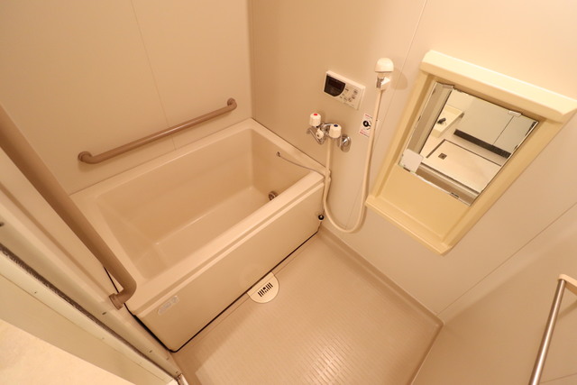 バス・シャワールーム　お風呂