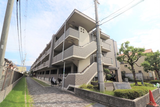 建物外観　ビオトープ旭ヶ丘