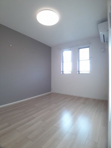 その他部屋・スペース　明るい色調の室内です