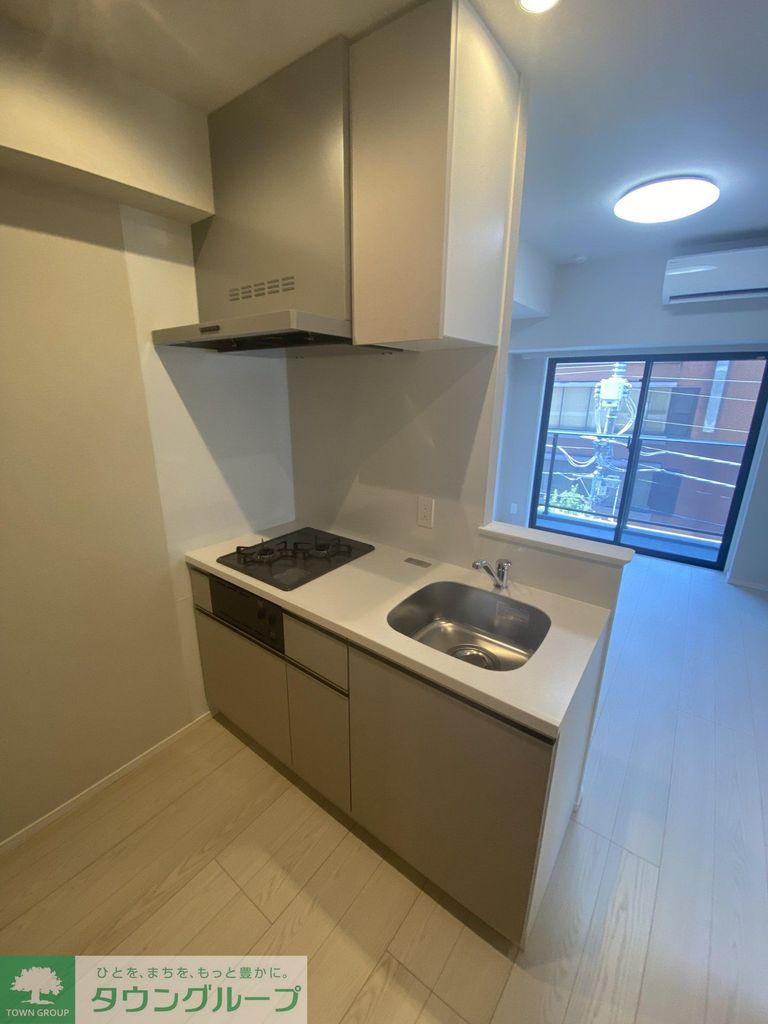 キッチン　バルコニー