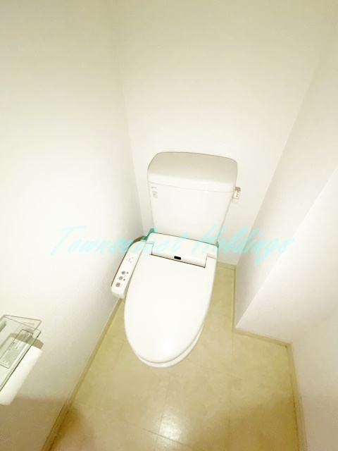 トイレ　清潔感のあるトイレです