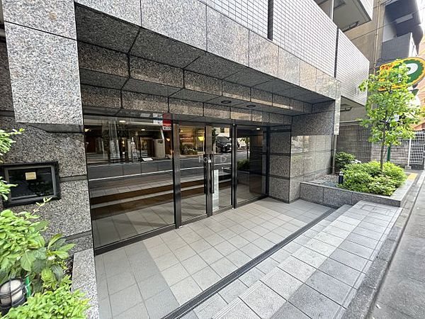 エントランス　★見学予約受付中★