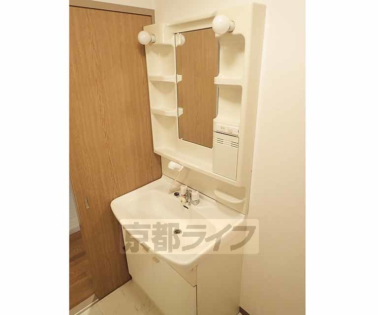 洗面設備　シャンプードレッサーです。