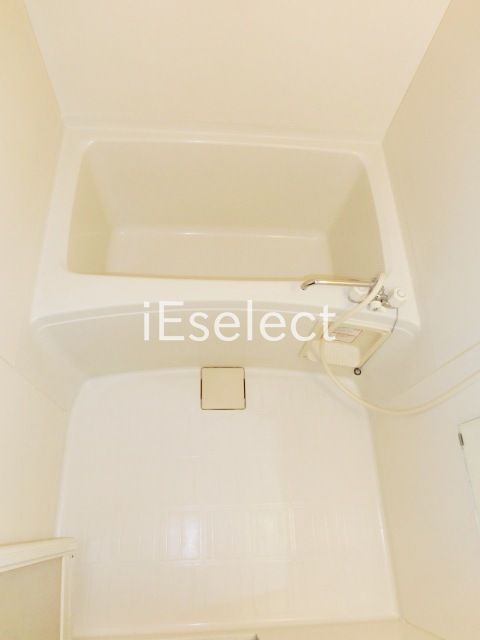 バス・シャワールーム　きれいなバスルーム