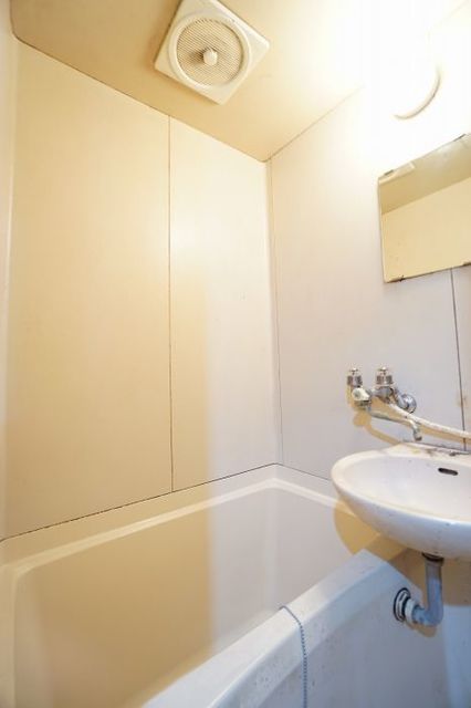 バス・シャワールーム　写真は別部屋となります☆