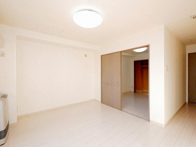 居室・リビング　☆日当たり良好です☆