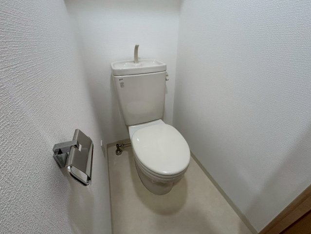 トイレ　プレサンス名古屋STATIONビーフレックス