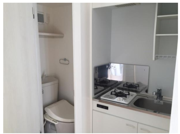 トイレ　清潔感のあるウォシュレットトイレ