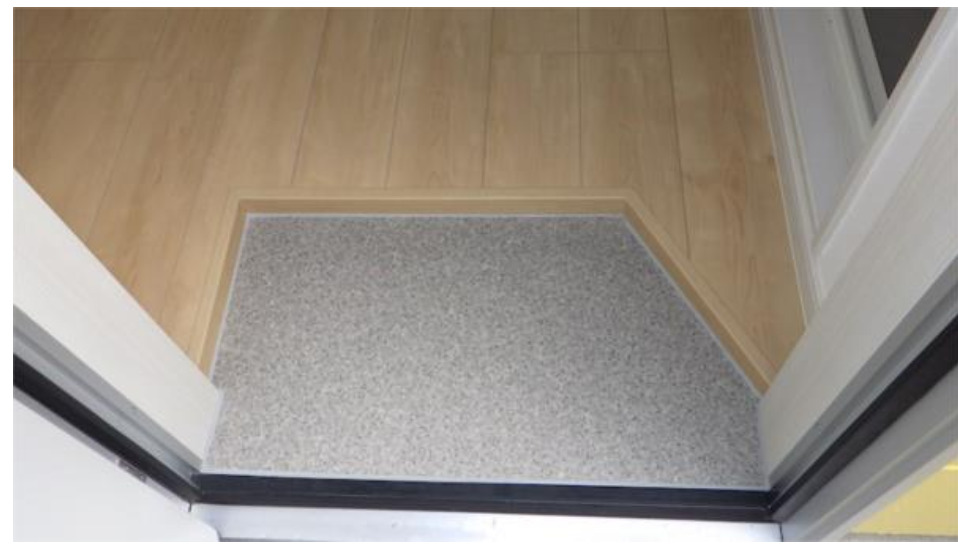 玄関　玄関部写真