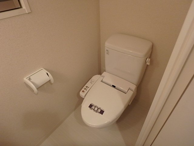 トイレ　シャワートイレ