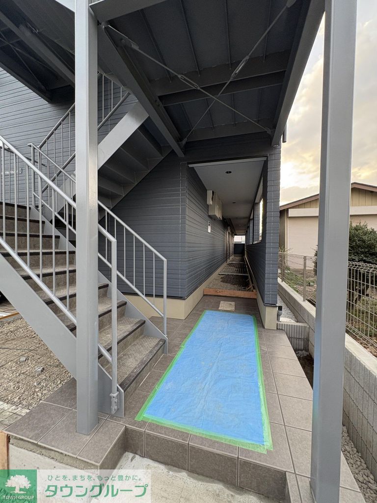 エントランス　バルコニー