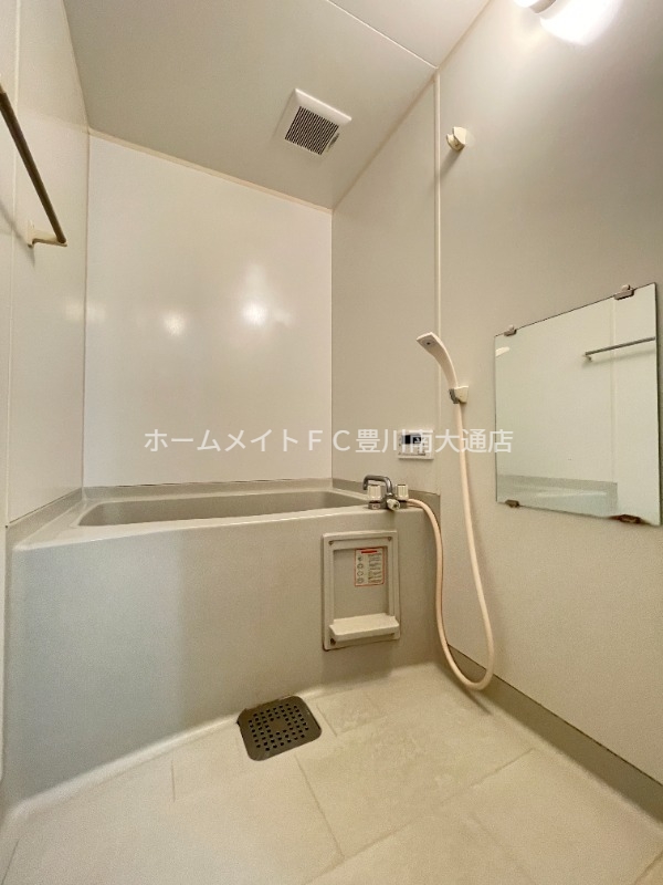 バス・シャワールーム　同型別部屋写真