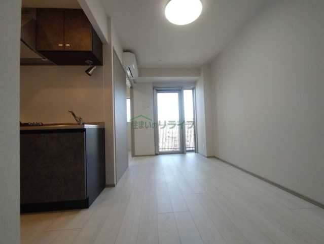 居室・リビング　別部屋の参考写真になります。