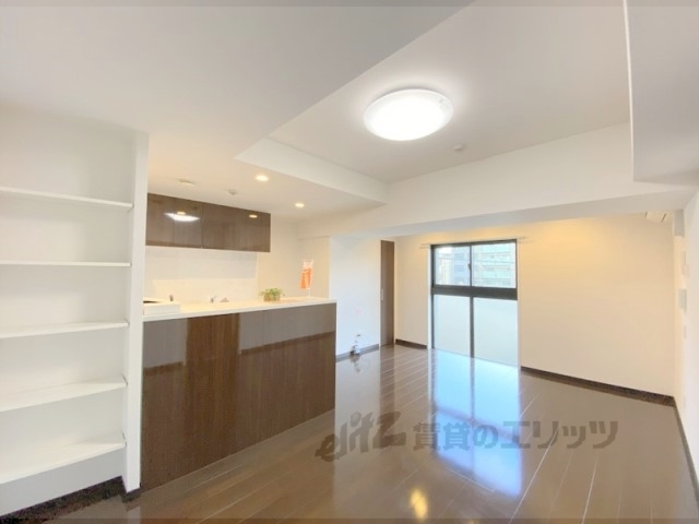 居室・リビング　リビング