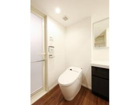 トイレ　清潔感のあるトイレです