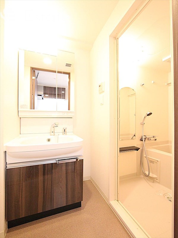 洗面設備　独立洗面台