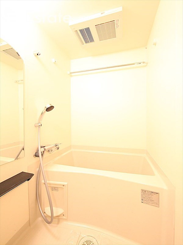 バス・シャワールーム　バスルーム