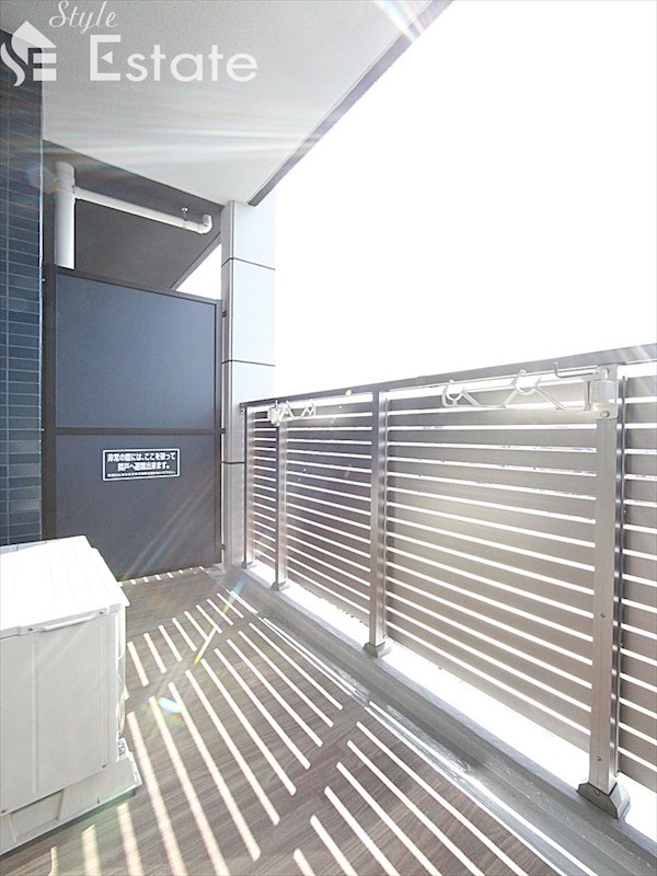 バルコニー　バルコニー