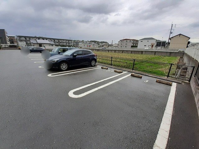 駐車場　駐車スペースもあります