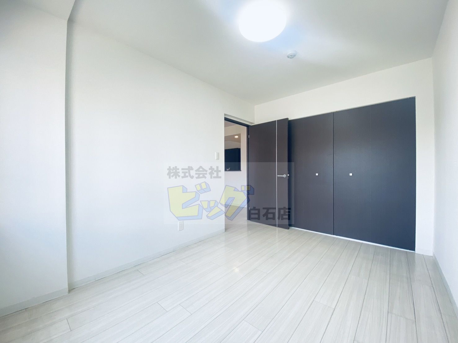 その他部屋・スペース　白を基調としたお部屋でオシャレな内装です♪