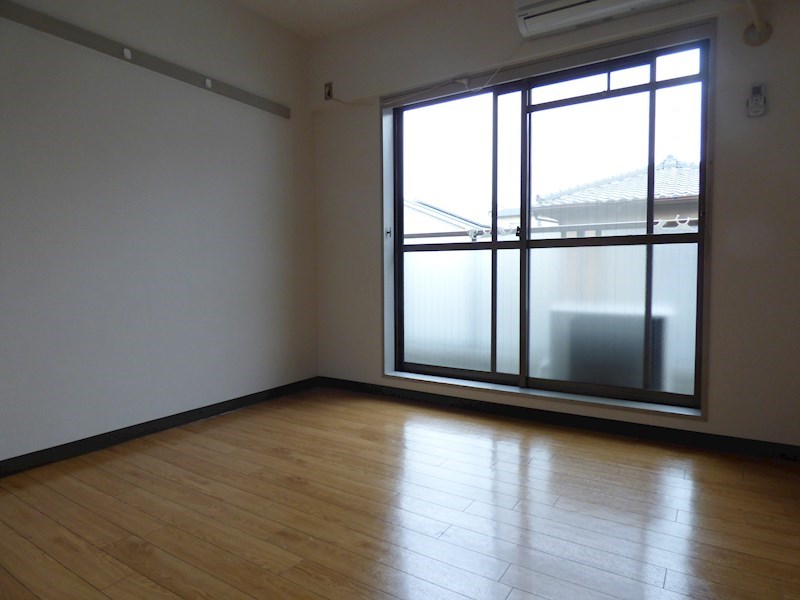 居室・リビング　写真は208号室