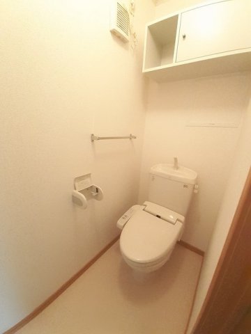 トイレ　トイレもきれいです